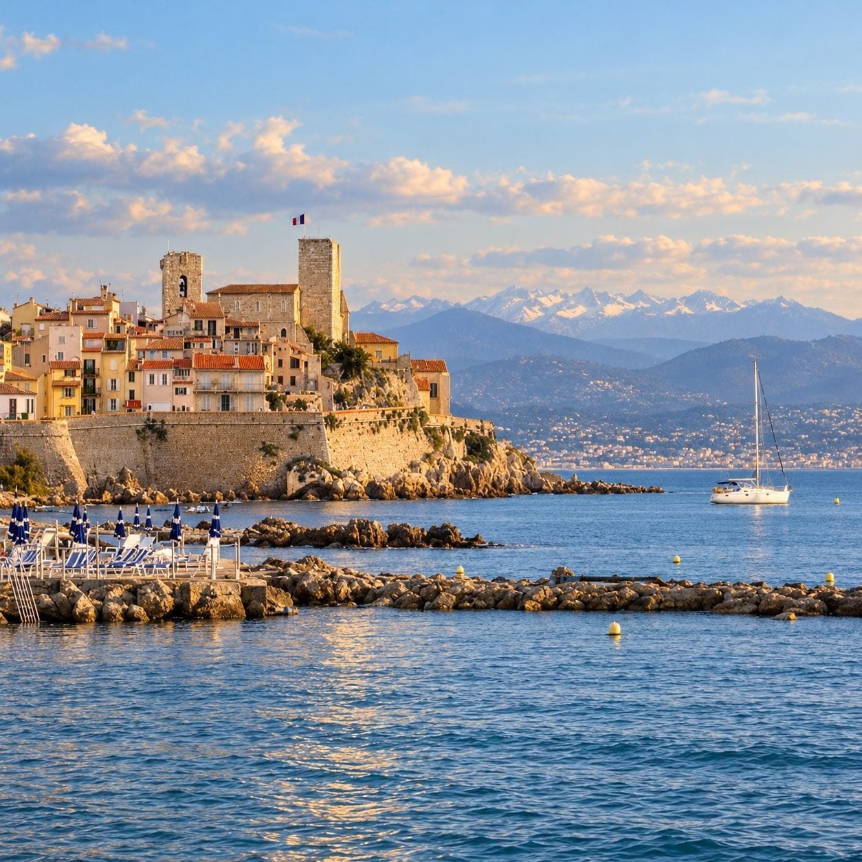Une semaine autour d’Antibes : le Cap, les marchés et la mer